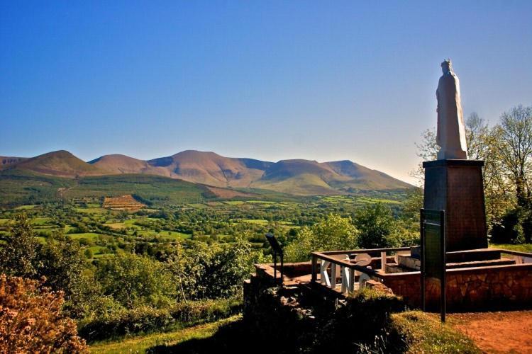 Corderry Farmhouse, Idyllic Cottage Amid 250 Acres Lisvernane Eksteriør bilde